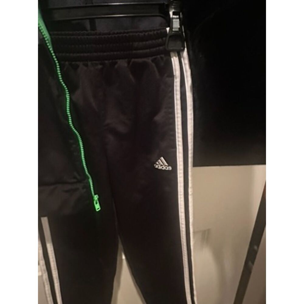 Adidas Unisex 2 Piece Tracksuit - Green, White & Black Size 6 - Picture 9 of 12
